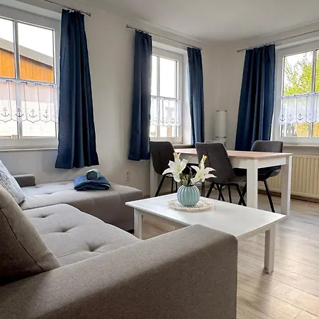 Apartment Pirat Mit Terrasse Bensersiel